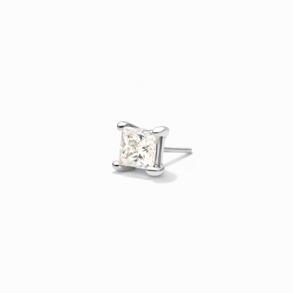 4mm Princess cut stud